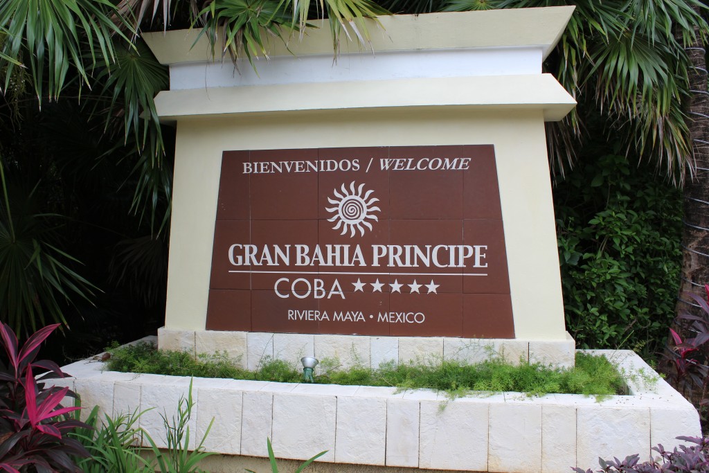 Eingang des Bahia Principe Coba in Mexiko
