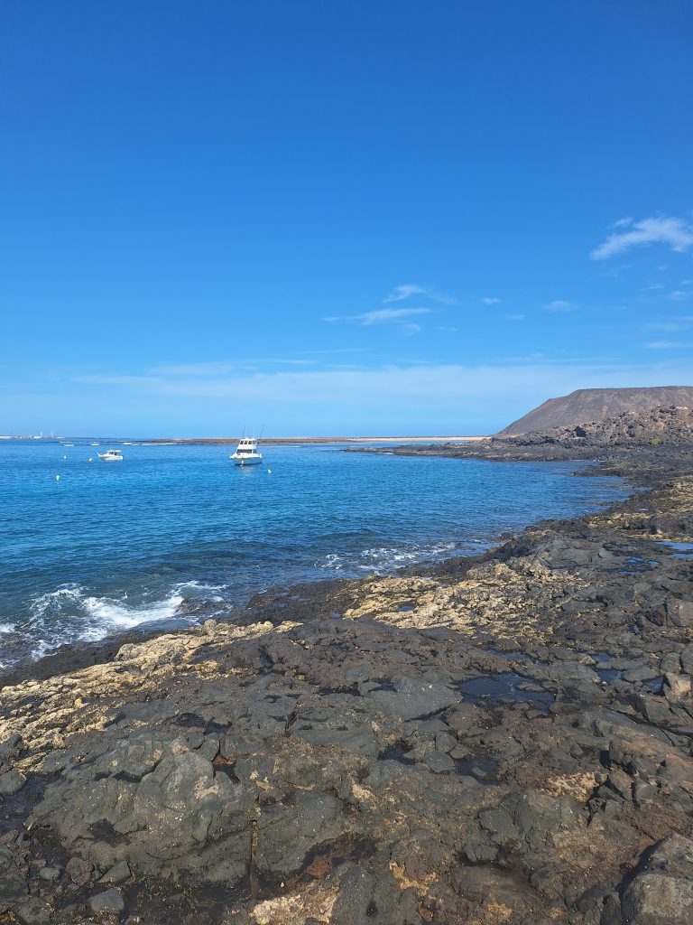 Blick auf das Meer von der Isla de Lobos aus